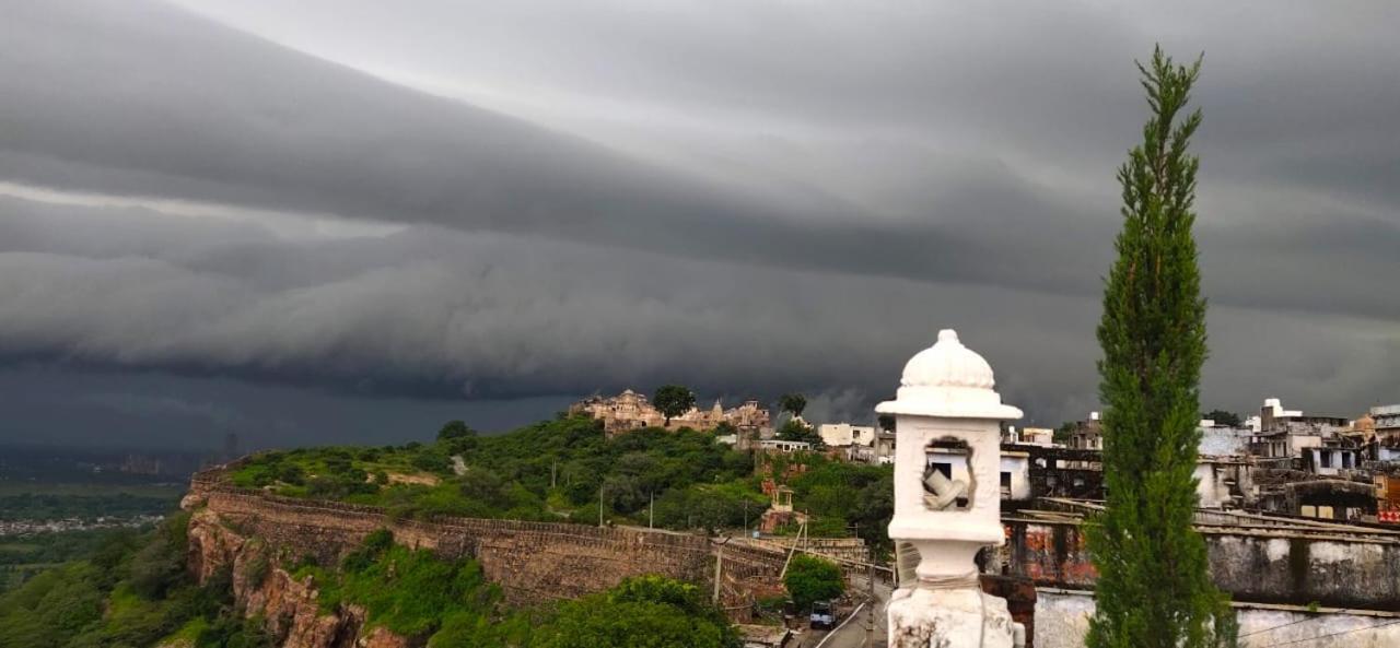Bed and breakfast Chittorgarh Fort Haveli Extérieur photo
