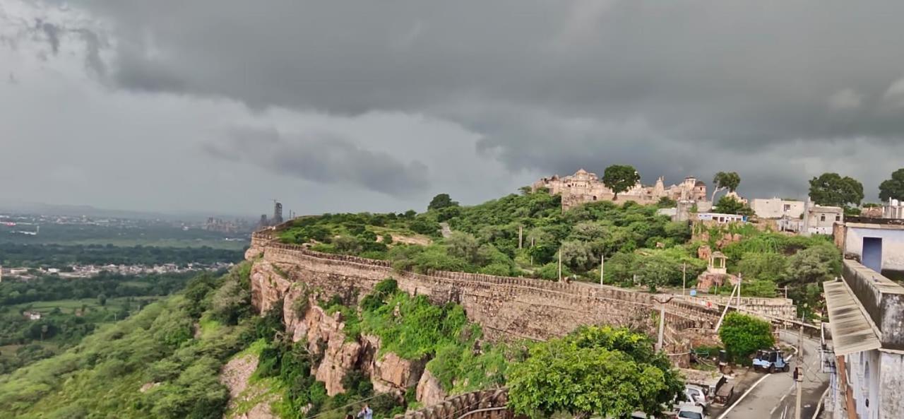 Bed and breakfast Chittorgarh Fort Haveli Extérieur photo